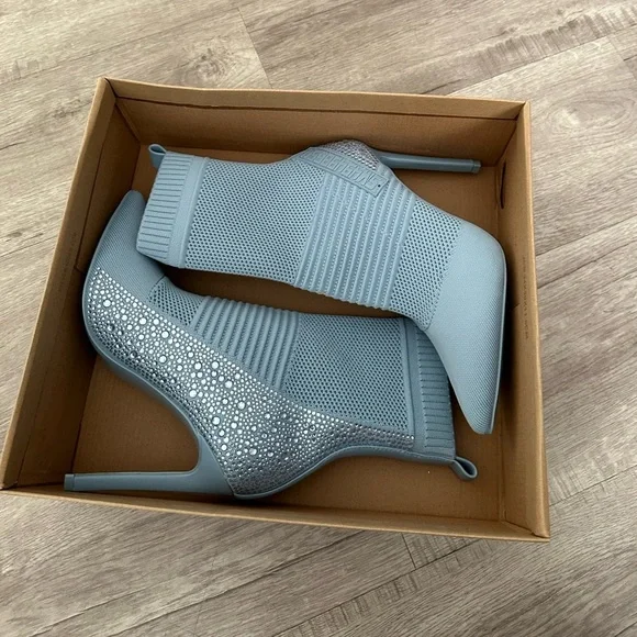 NWT Steve Madden Maxwelle Knit Pointed Toe Boots Blue size 9 - Picture 12 of 13